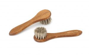 Medium Horsehair Shoe Brush