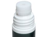 liquid whitener with sponge applicator
