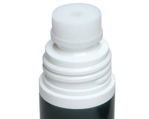 liquid whitener with sponge applicator